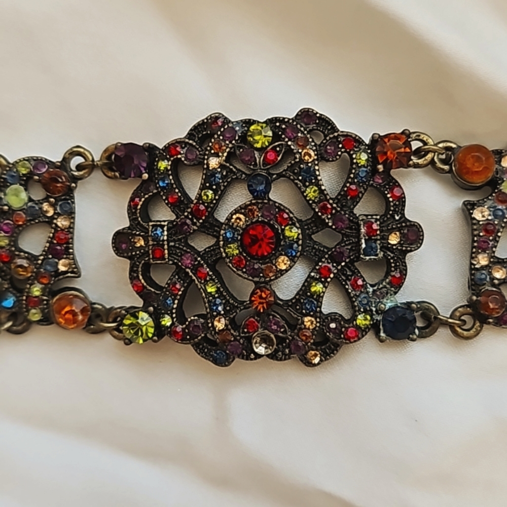 Vintage Victorian style bracelet